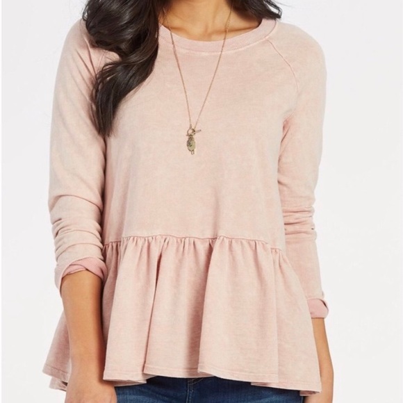 Evereve Tops - 🌸 Allison Joy/Evereve Peplum Sweatshirt.